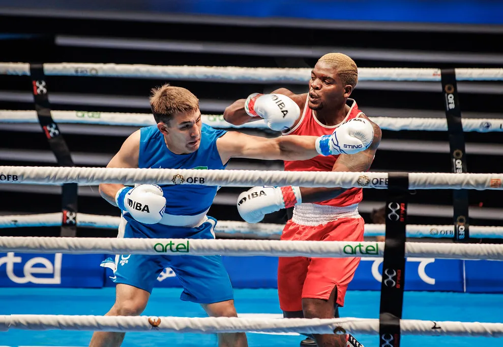 Moçambique triunfa: Albino Gabriel derruba pugilista do Turcomenistão no Campeonato Mundial de Boxe