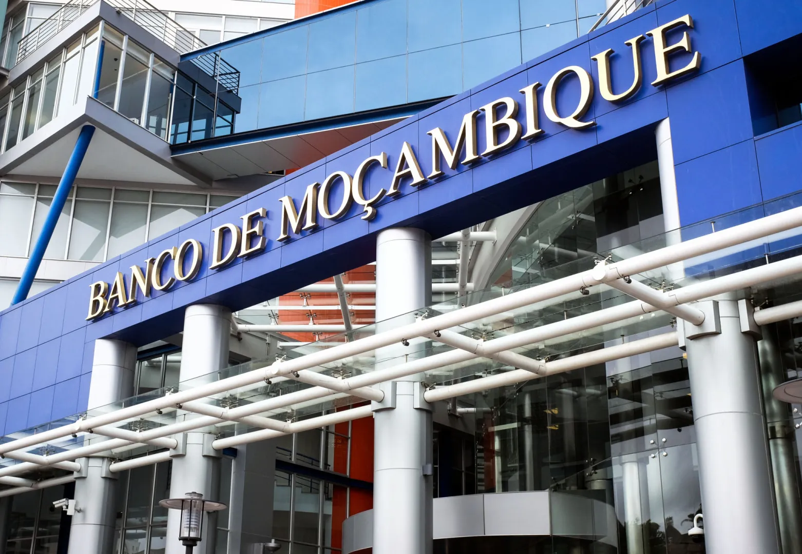 Taxa de Juro do Banco de Moçambique Mantém-se Firme apesar das Tensões Globais