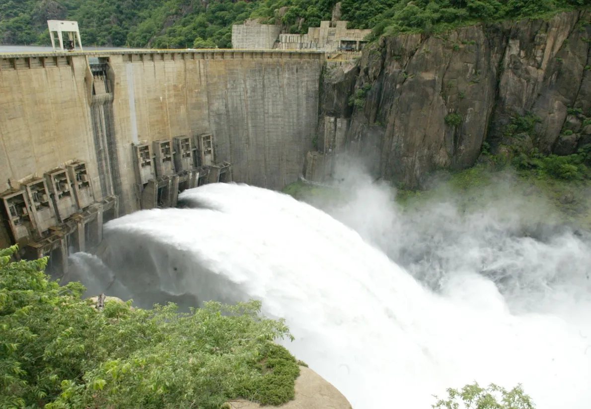 Energia garantida? Cahora Bassa assegura produção até ao final de 2025