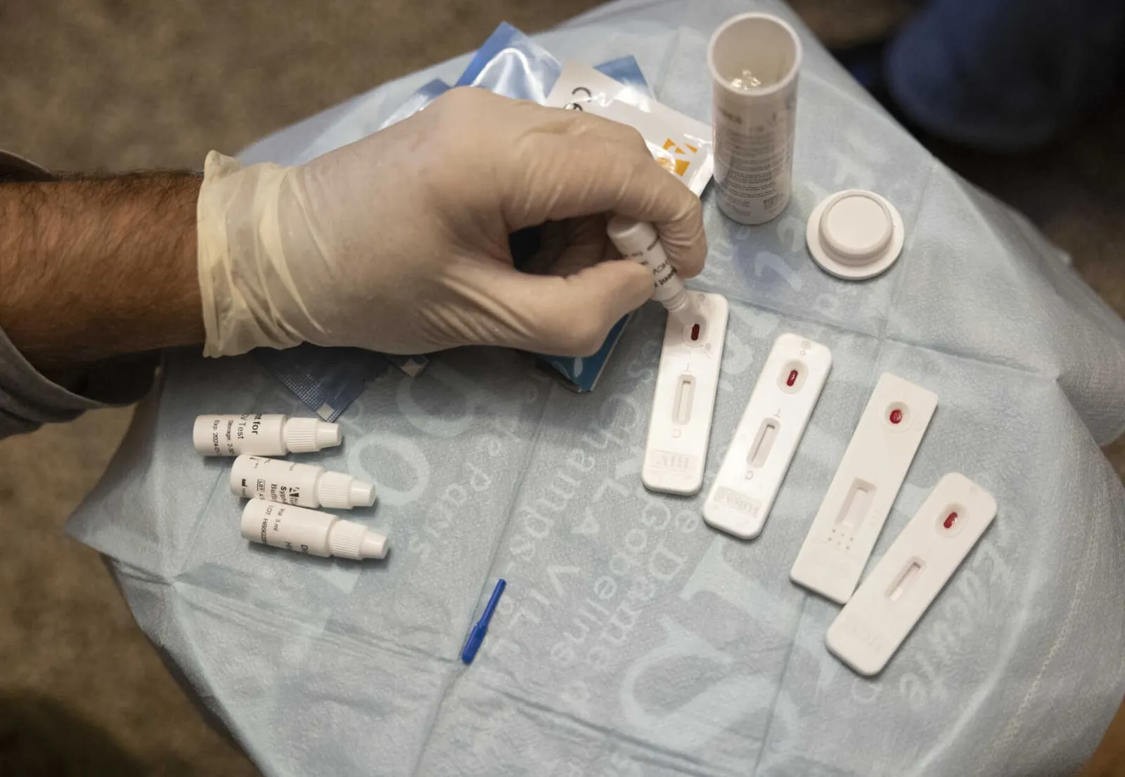 Medicamento contra HIV fabricado em África estreia em Moçambique