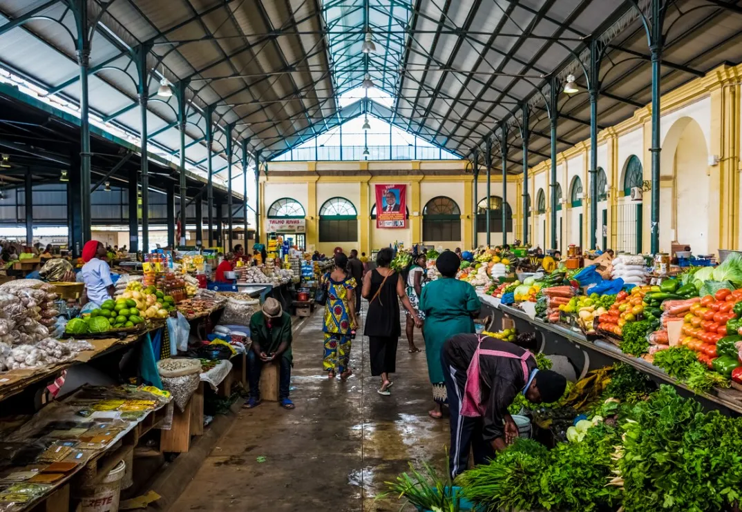 Moçambique atinge 100% de inclusão digital com contas de moeda electrónica