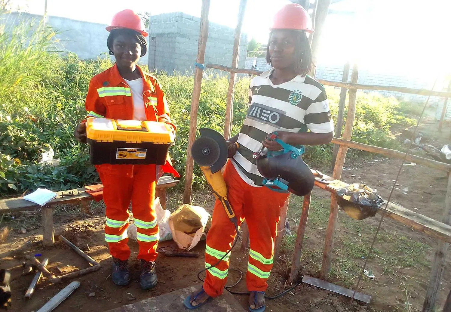 Três jovens de Quelimane transformam curso técnico em negócio de sucesso