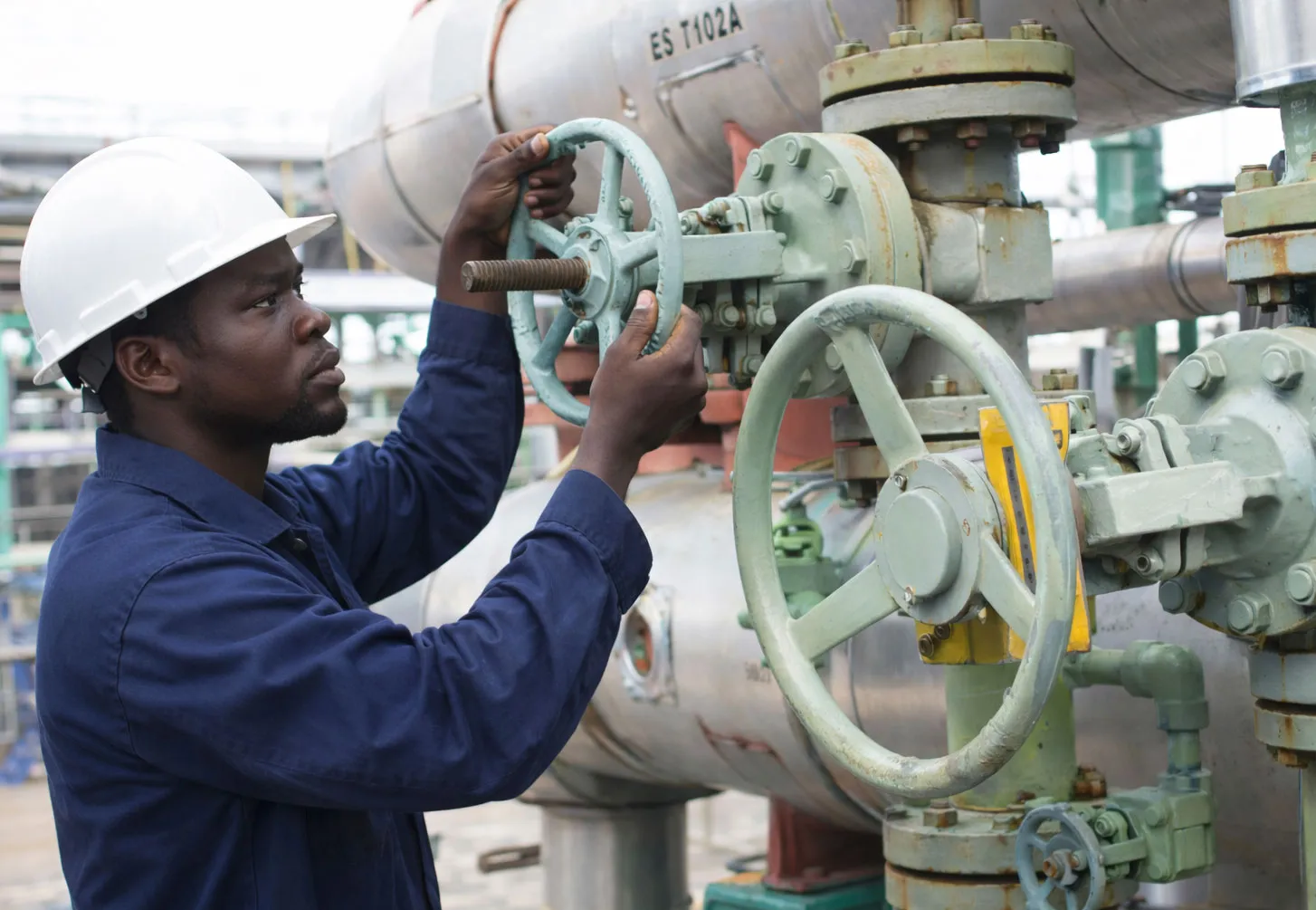 Moçambique entre os poucos países africanos que podem ganhar com crise no Médio Oriente
