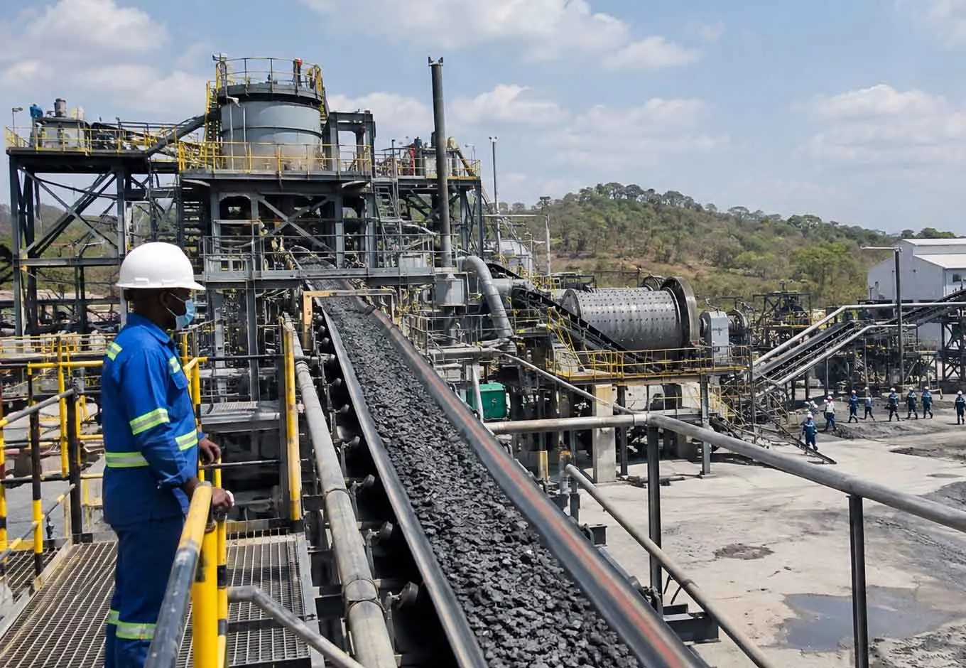 A corrida pela IA começa debaixo da terra: minerais críticos redesenham o poder económico