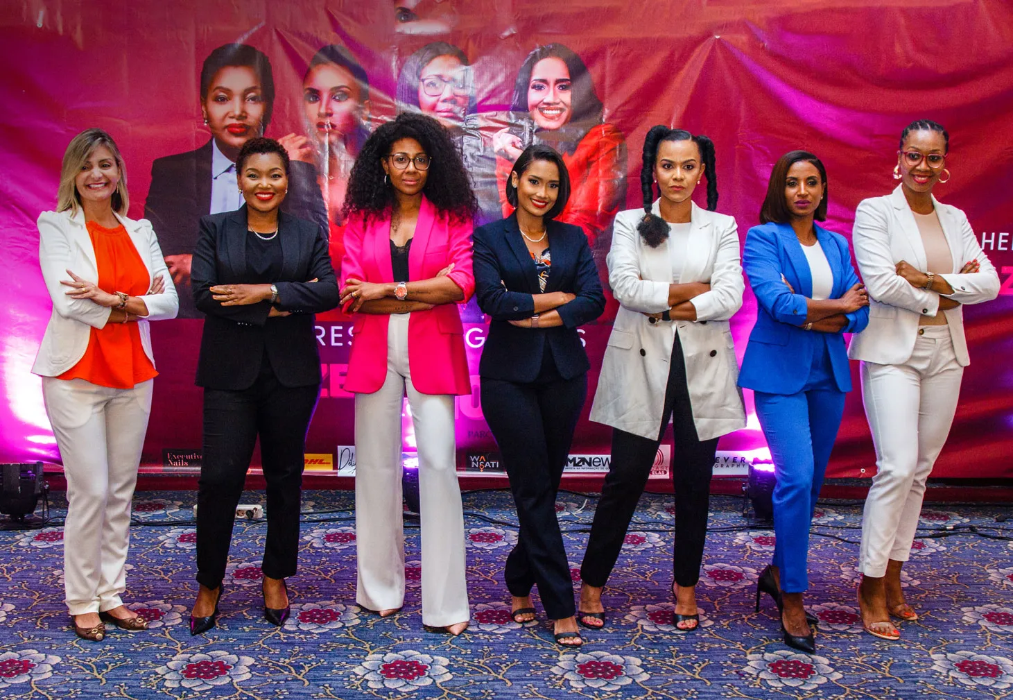 “Mulheres de negócios de zero aos 100"