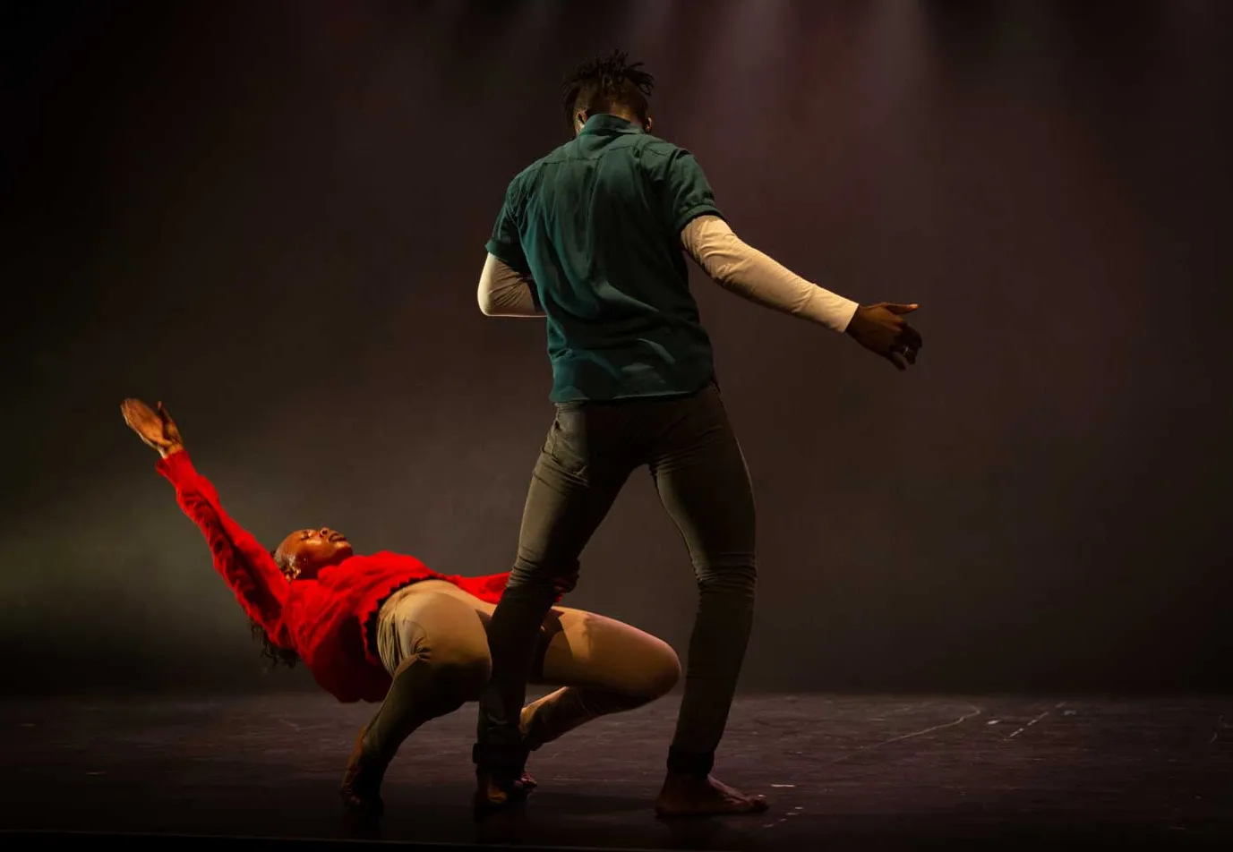 Osvaldo Passirivo e a dança como território