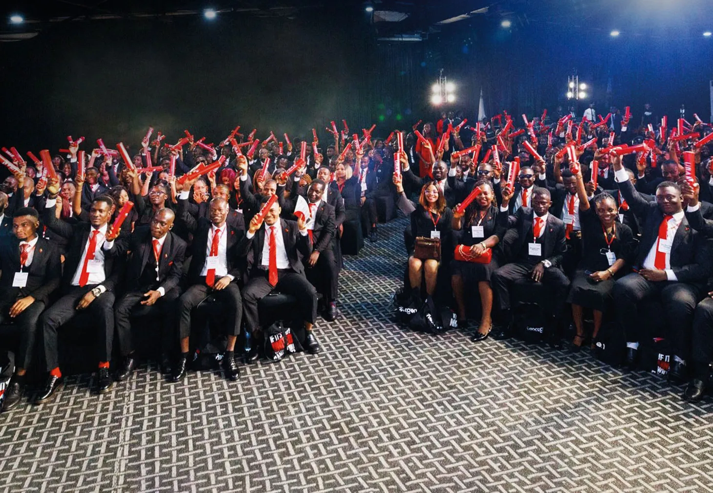 UBA capacita 700 jovens